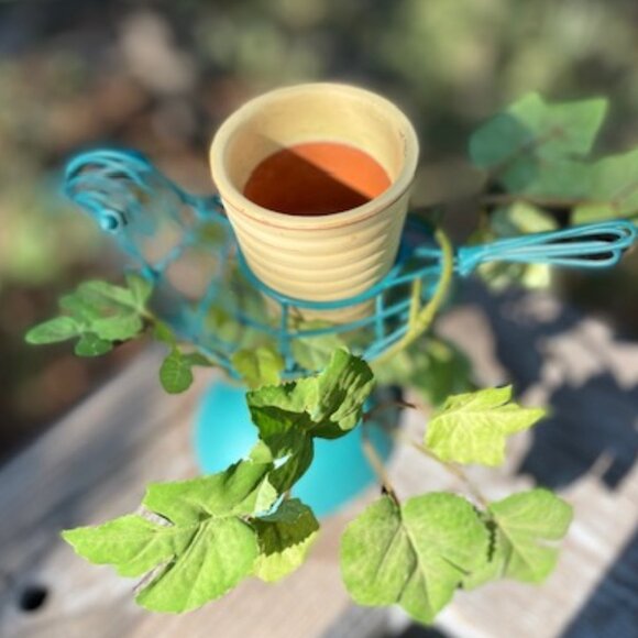 CUTE!  Blue Bird Metal Topiary Candle Holder - Picture 5 of 11